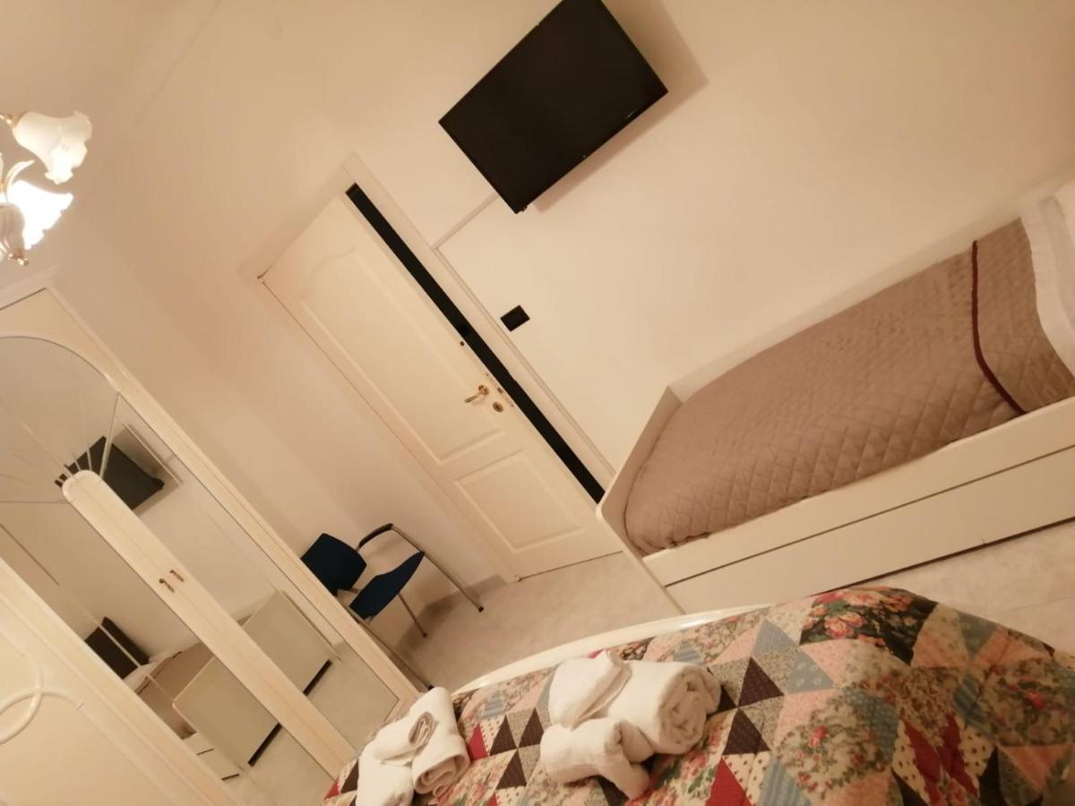 La Casa Nel Vico Lejlighed Locorotondo Eksteriør billede