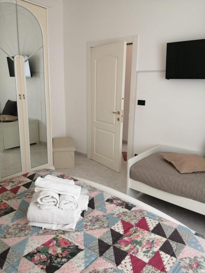 La Casa Nel Vico Lejlighed Locorotondo Eksteriør billede